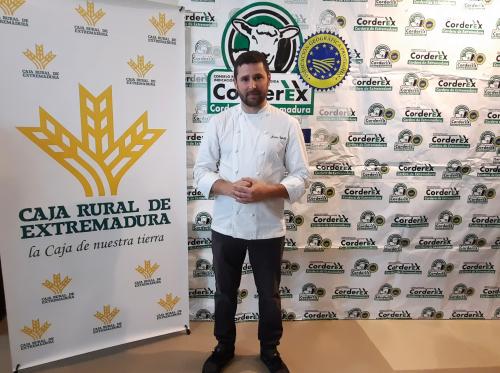 Antonio Luis Falcón se alza con el XV Premio Espiga Corderex-Caja Rural de Extremadura