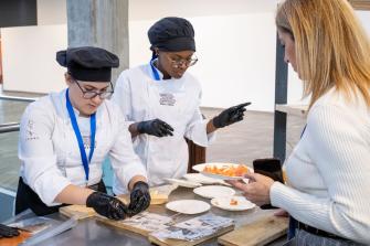 «Te falta pueblo»: cuatro barras para reencontrarse con la cultura gastronómica valenciana en Gastrónoma